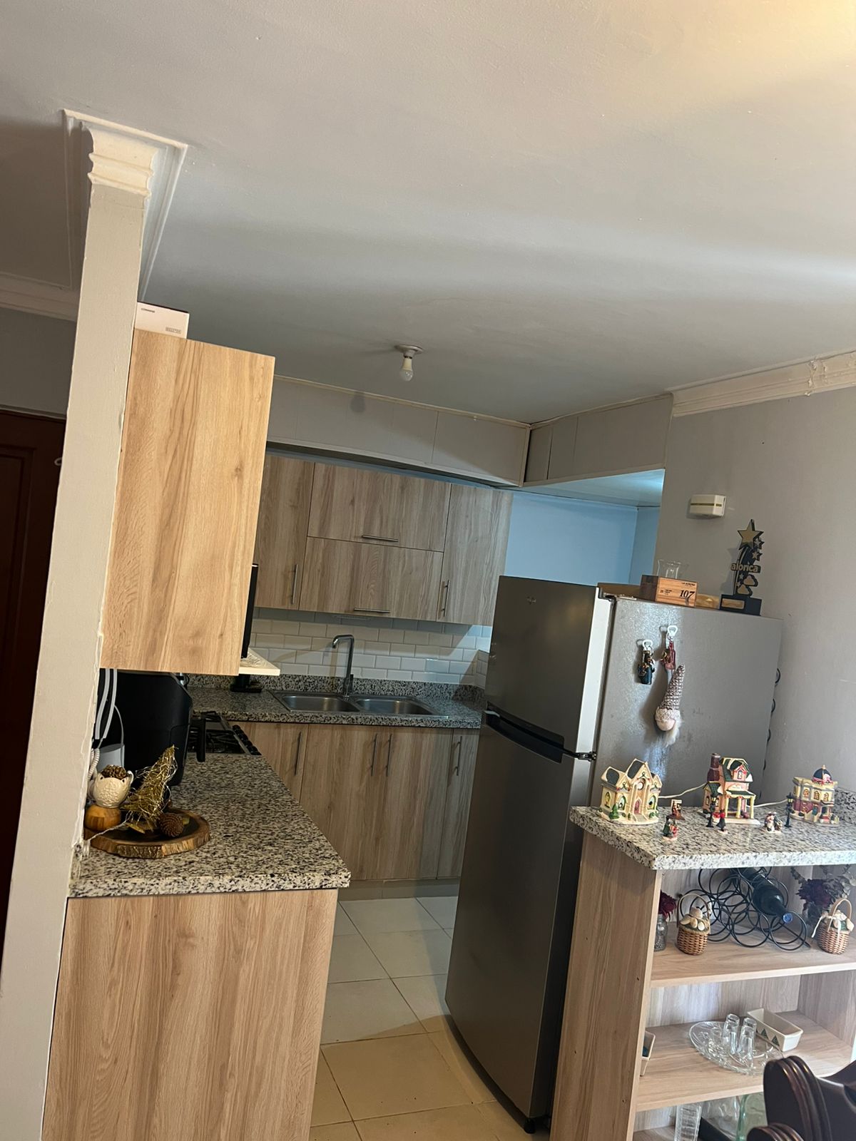 Se vende apartamento remodelado en Residencial Carmen Renata 3 Pantoja Foto 7304891-5.jpg