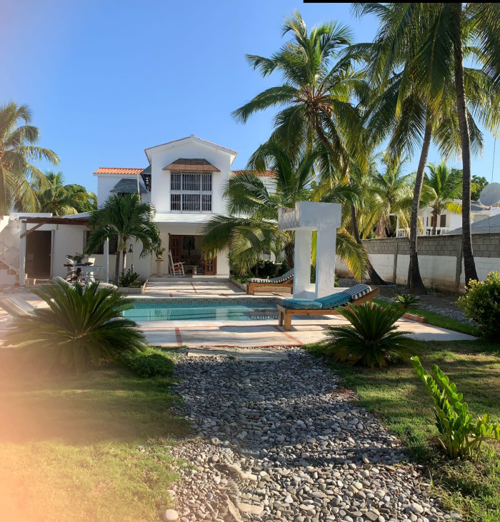 Villa en venta en Palmar de Ocoa primera linea de Playa Foto 7304916-1.jpg