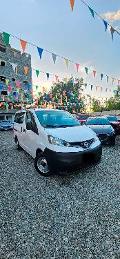 Nissan NV200  año 2020  Inicial 300000 precio 890000 Foto 7304918-1.jpg