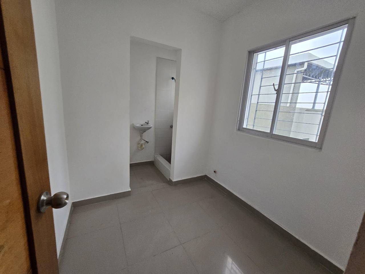 Apartamento 4to piso con Terraza Privada detrás de la embajada america Foto 7304955-7.jpg