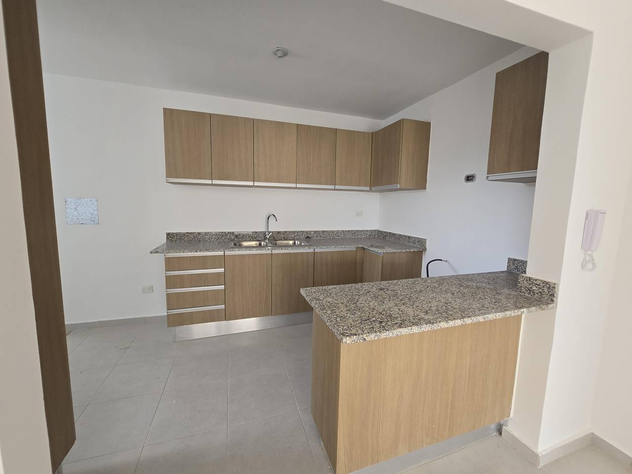 Apartamento en Torre Ita Esther II Jacobo Majluta Foto 7304959-13.jpg