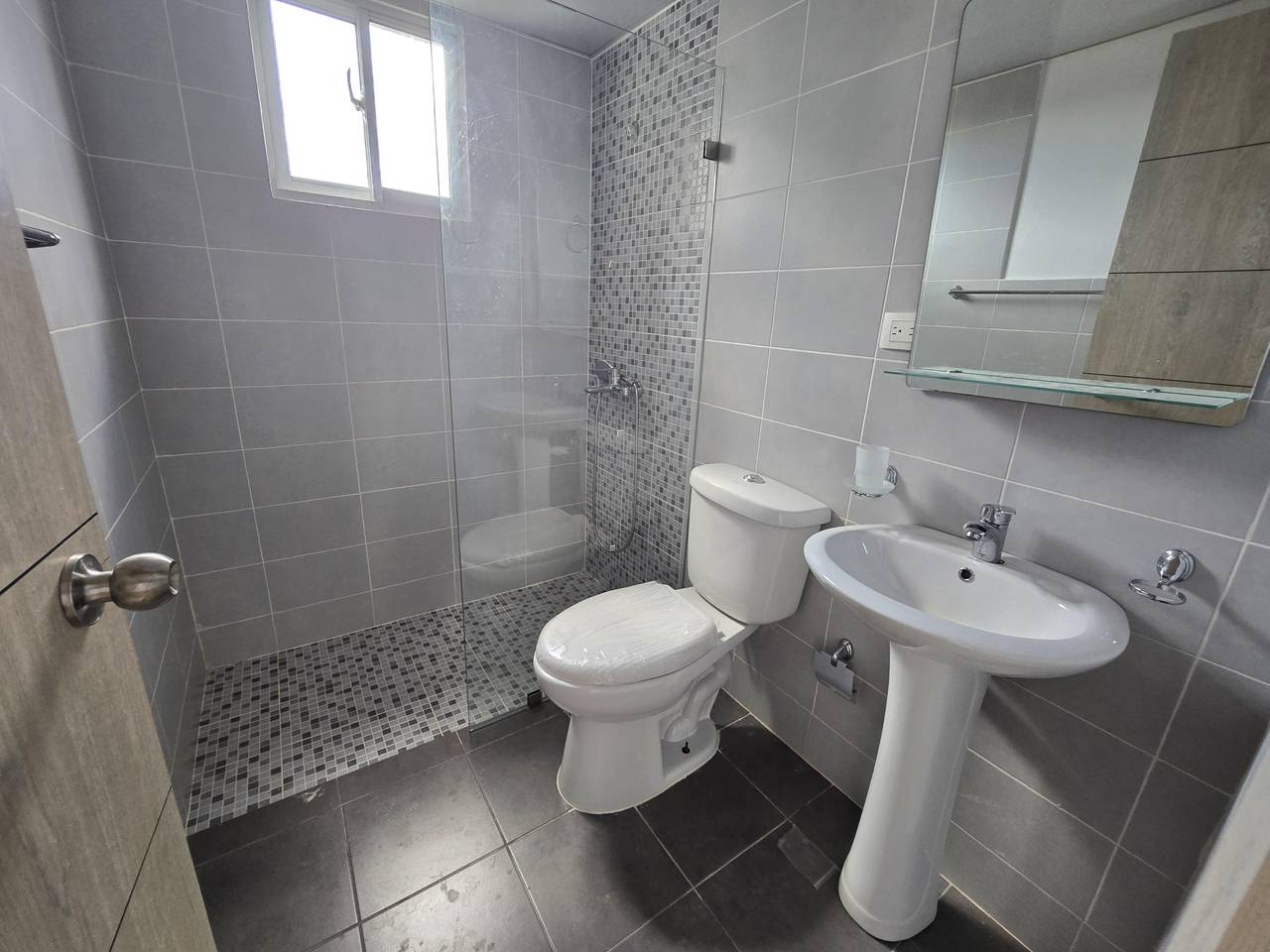 Apartamento en Torre Ita Esther II Jacobo Majluta Foto 7304959-15.jpg