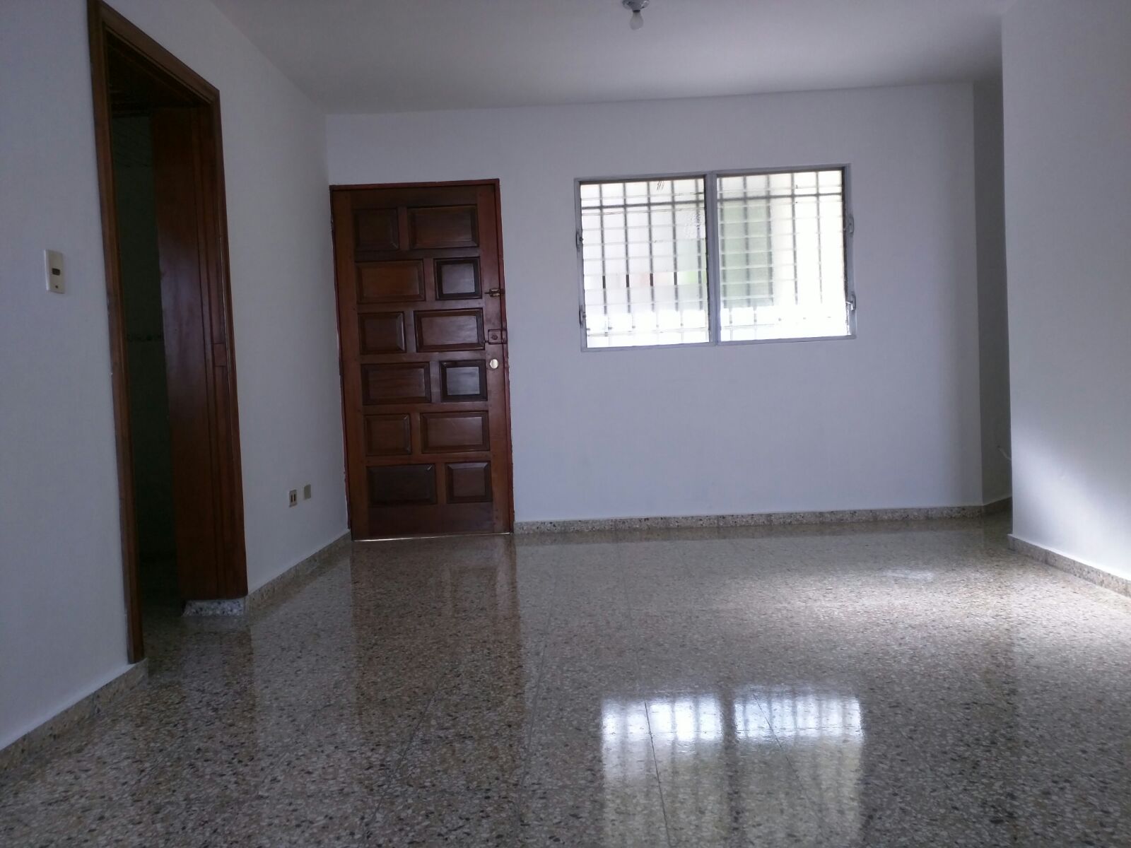 Alquilo fresco Apartamento en Distrito Nacional y excelente ubicacion Foto 7304987-4.jpg