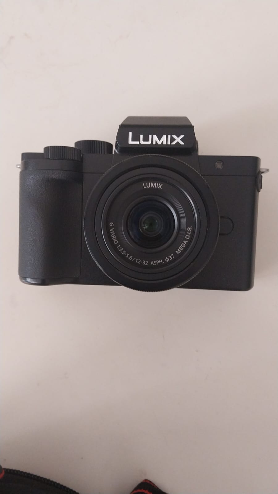 Cámara Panasonic LUMIX G VARIO 12-32 mm 13.5-5.6  ASPH.  37  MEGA O.I. Foto 7305029-1.jpg