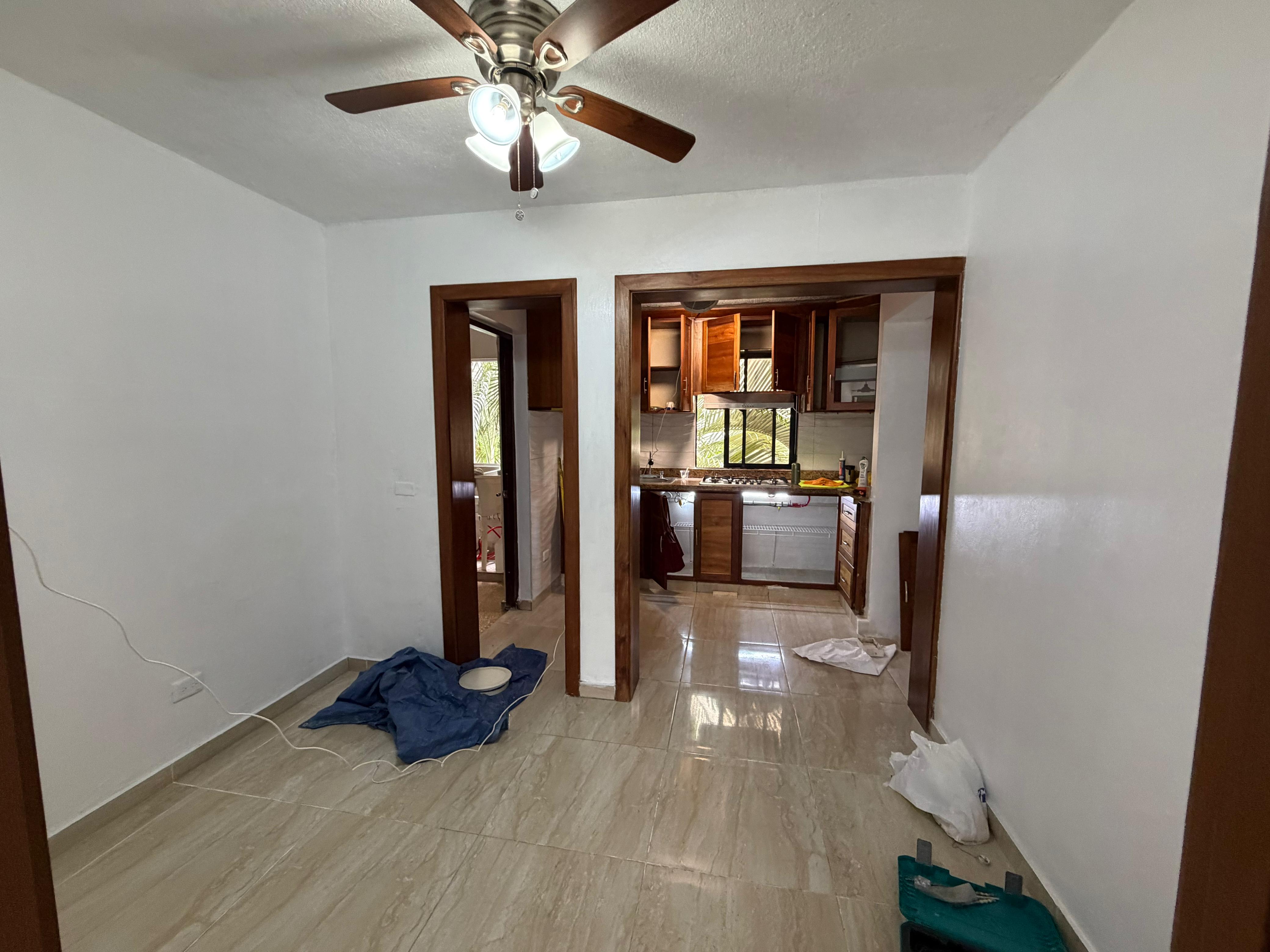 Apartamento en alquiler en Bella Vista de 3 habitaciones Foto 7305055-2.jpg