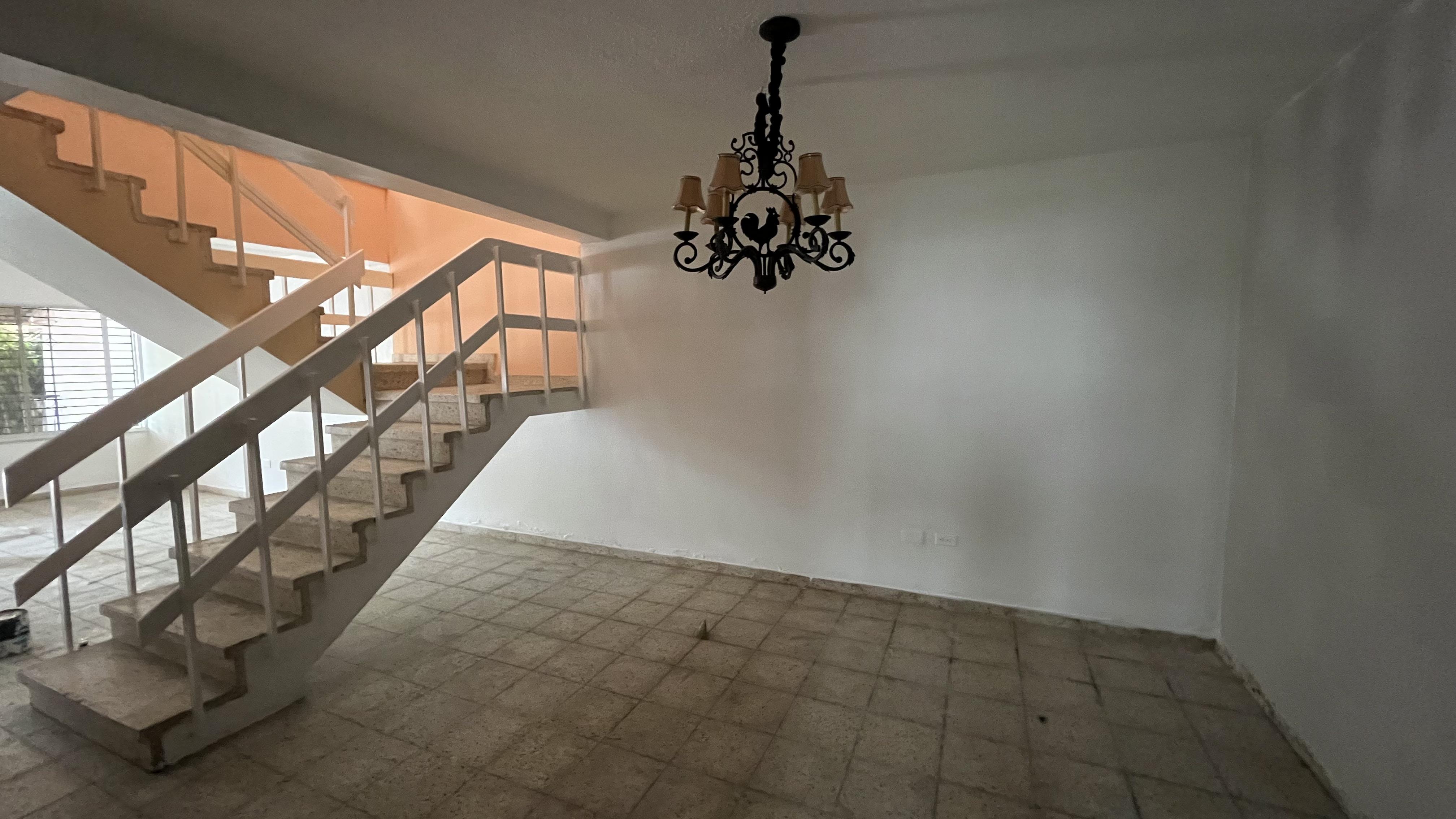 Casa en alquiler en Los Prados de 3 habitaciones Foto 7305068-4.jpg