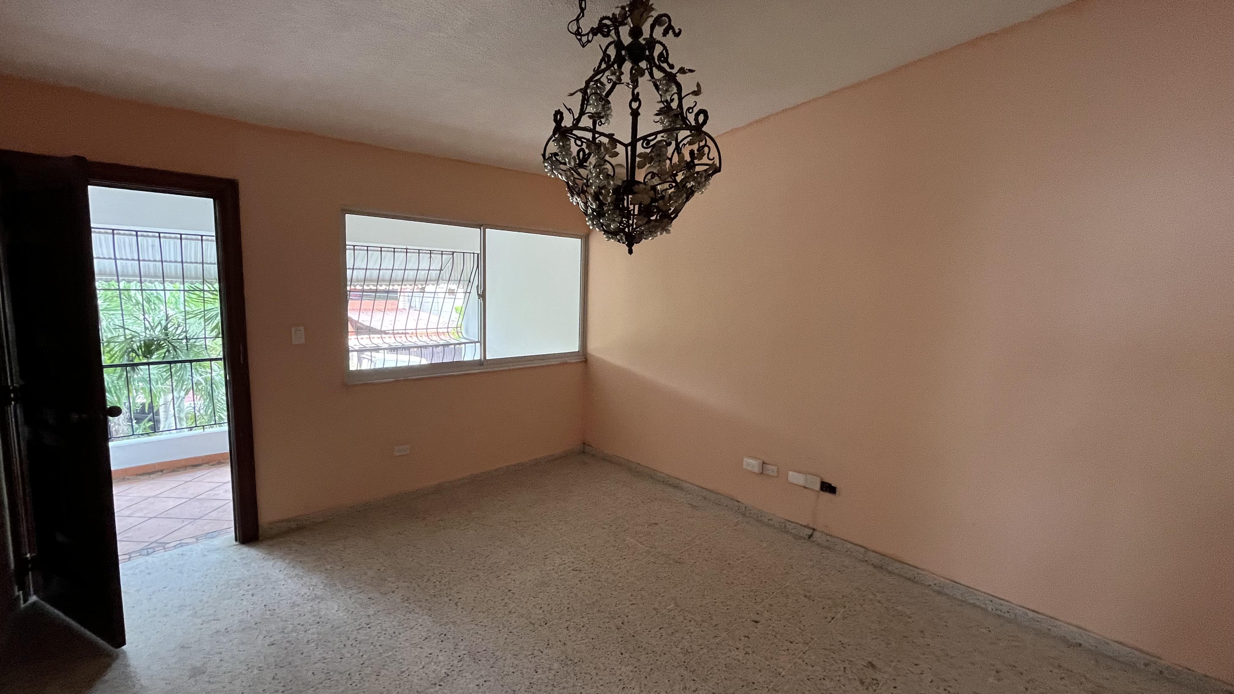 Casa en alquiler en Los Prados de 3 habitaciones Foto 7305068-7.jpg