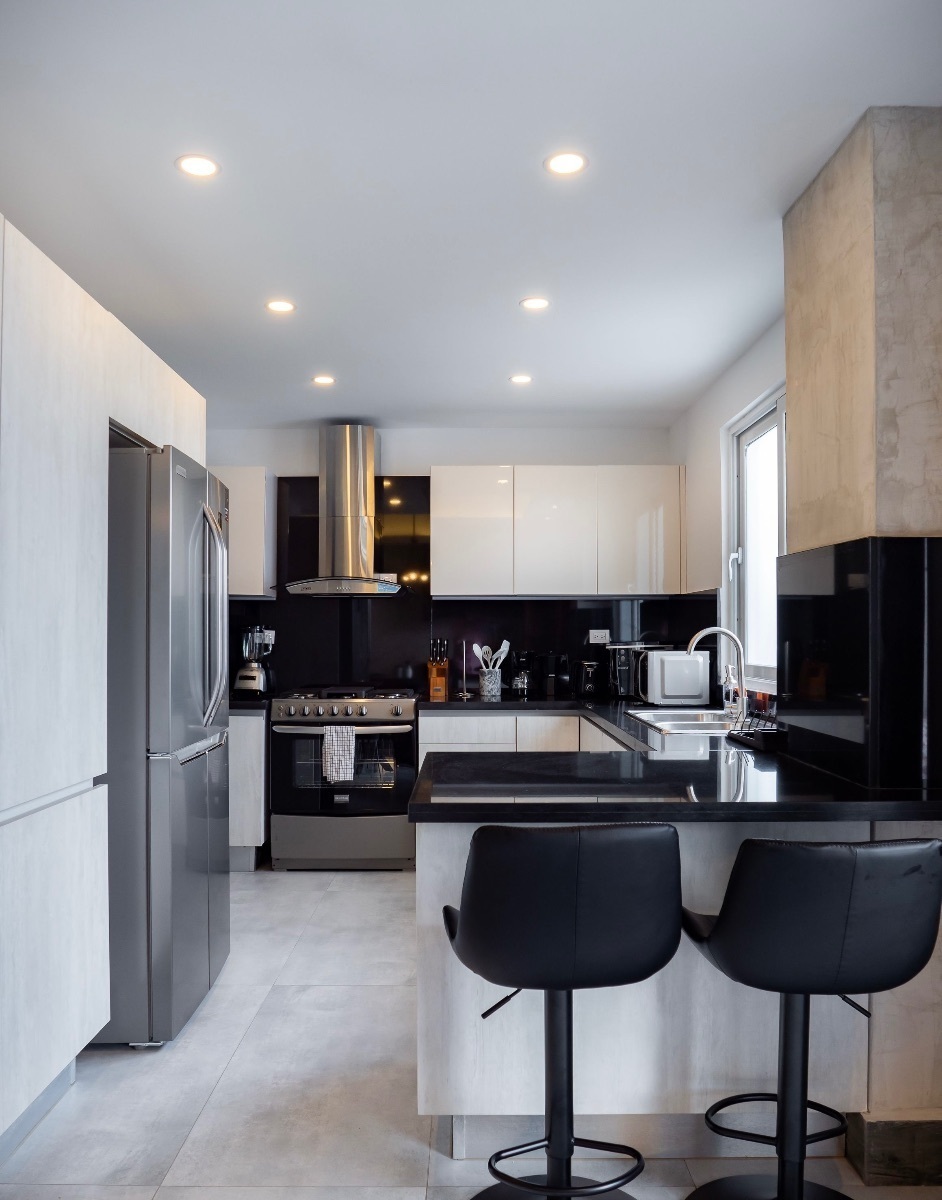 Apartamento en venta y alquiler en Piantini de 2 habitaciones Foto 7305073-11.jpg