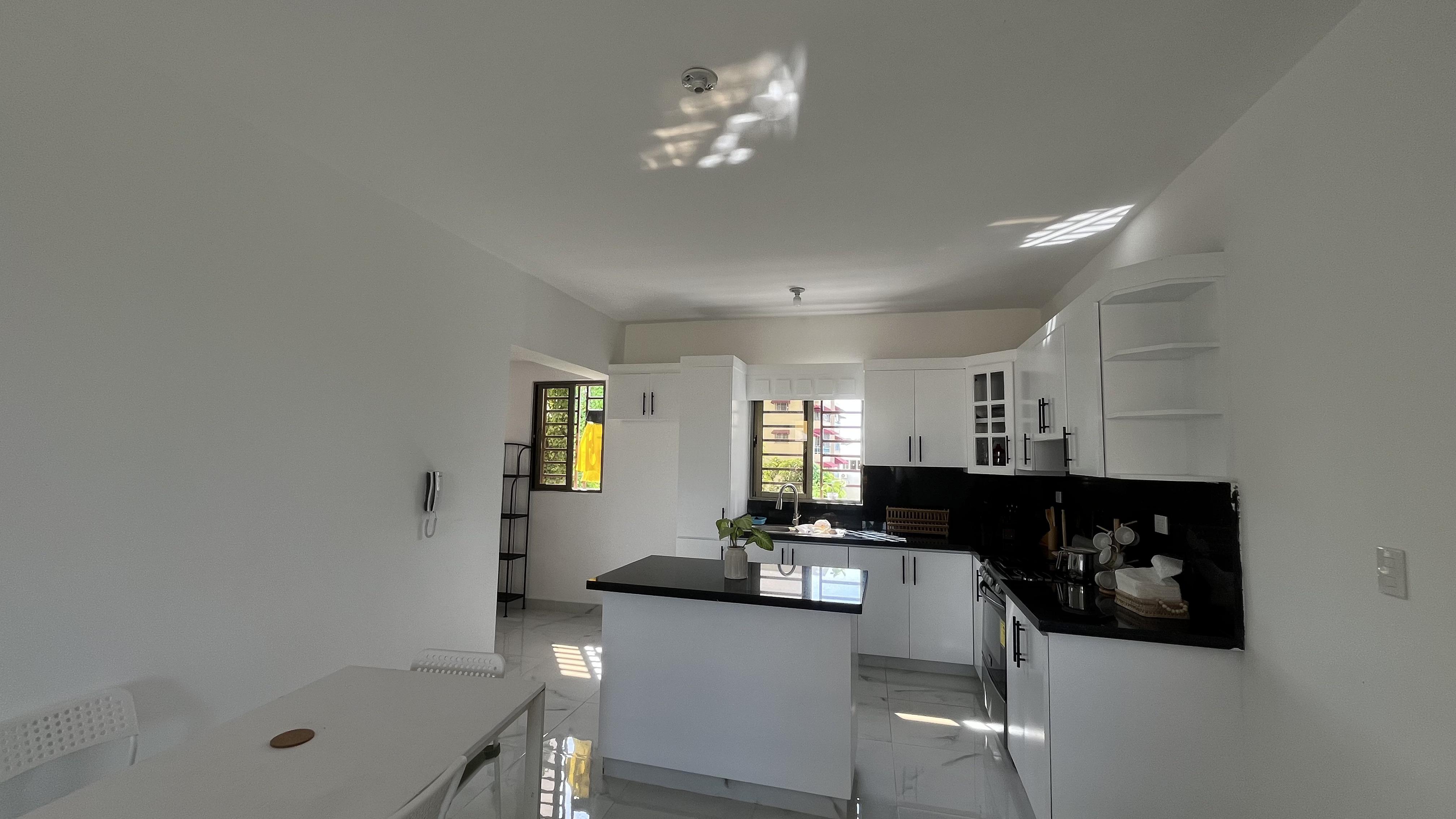 Apartamento en venta y alquiler en la Jacobo Majluta de 3 habitaciones Foto 7305084-10.jpg