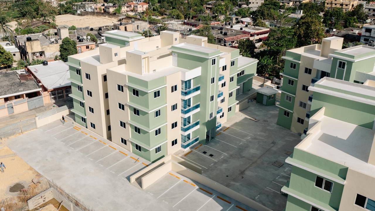 Proyecto cerrado con piscina y terraza privada en Villa Mella Foto 7305138-1.jpg