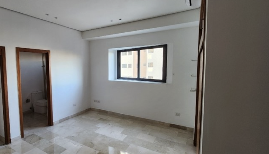 Apartamento en venta en Naco de 3 habitaciones  Foto 7305187-2.jpg