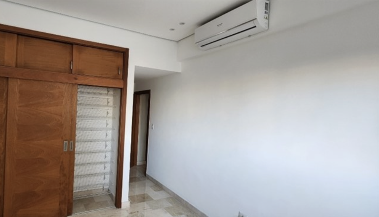 Apartamento en venta en Naco de 3 habitaciones  Foto 7305187-3.jpg