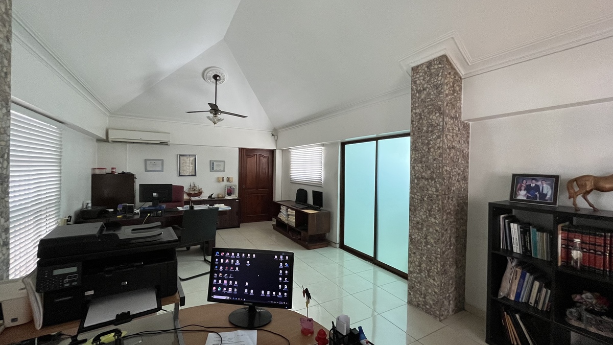 Apartamento en venta en Bella Vista de 3 habitaciones con terraza Foto 7305215-12.jpg