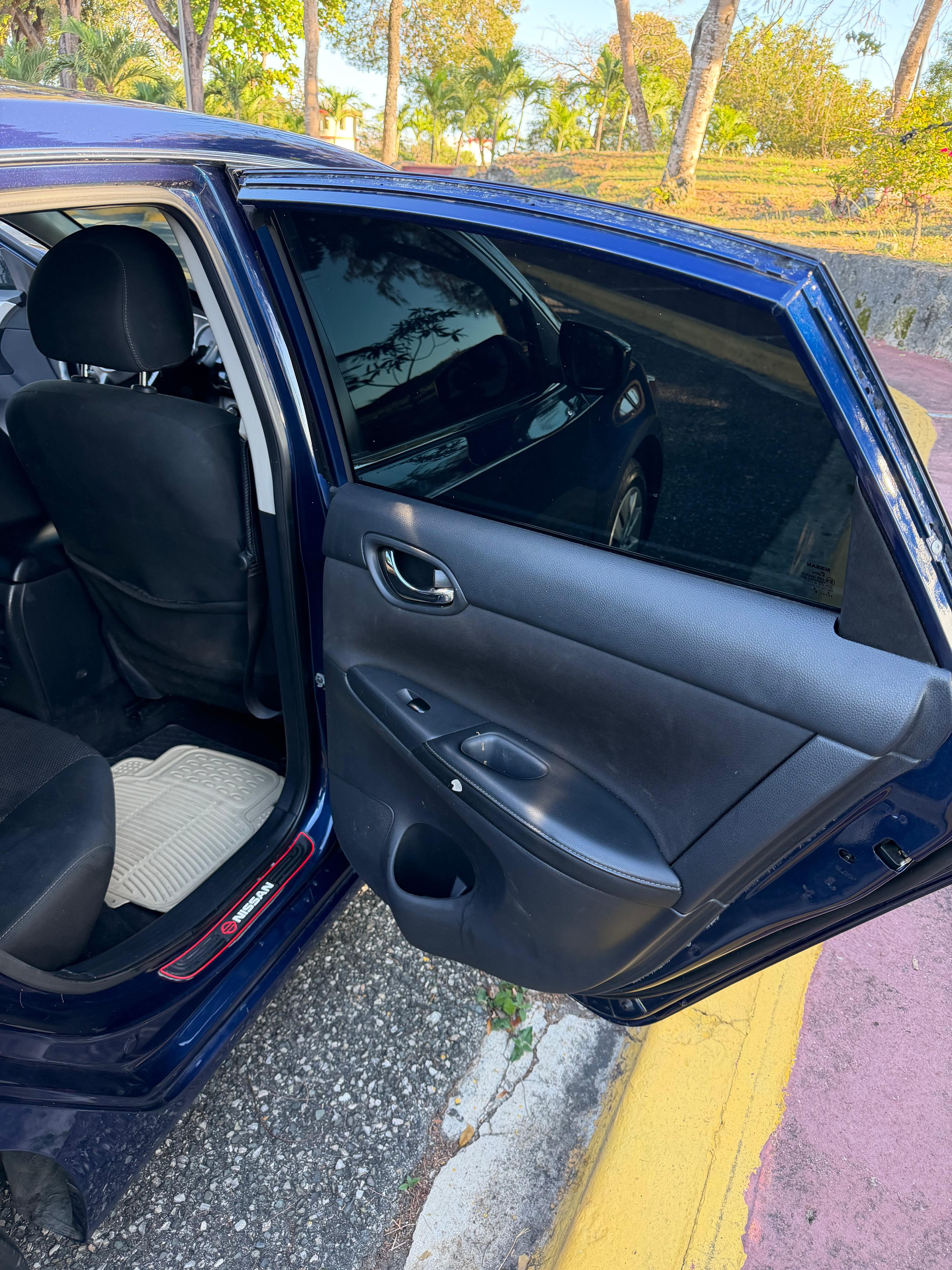 Nissan Sentra S 2019 bien cuidado Foto 7305518-8.jpg