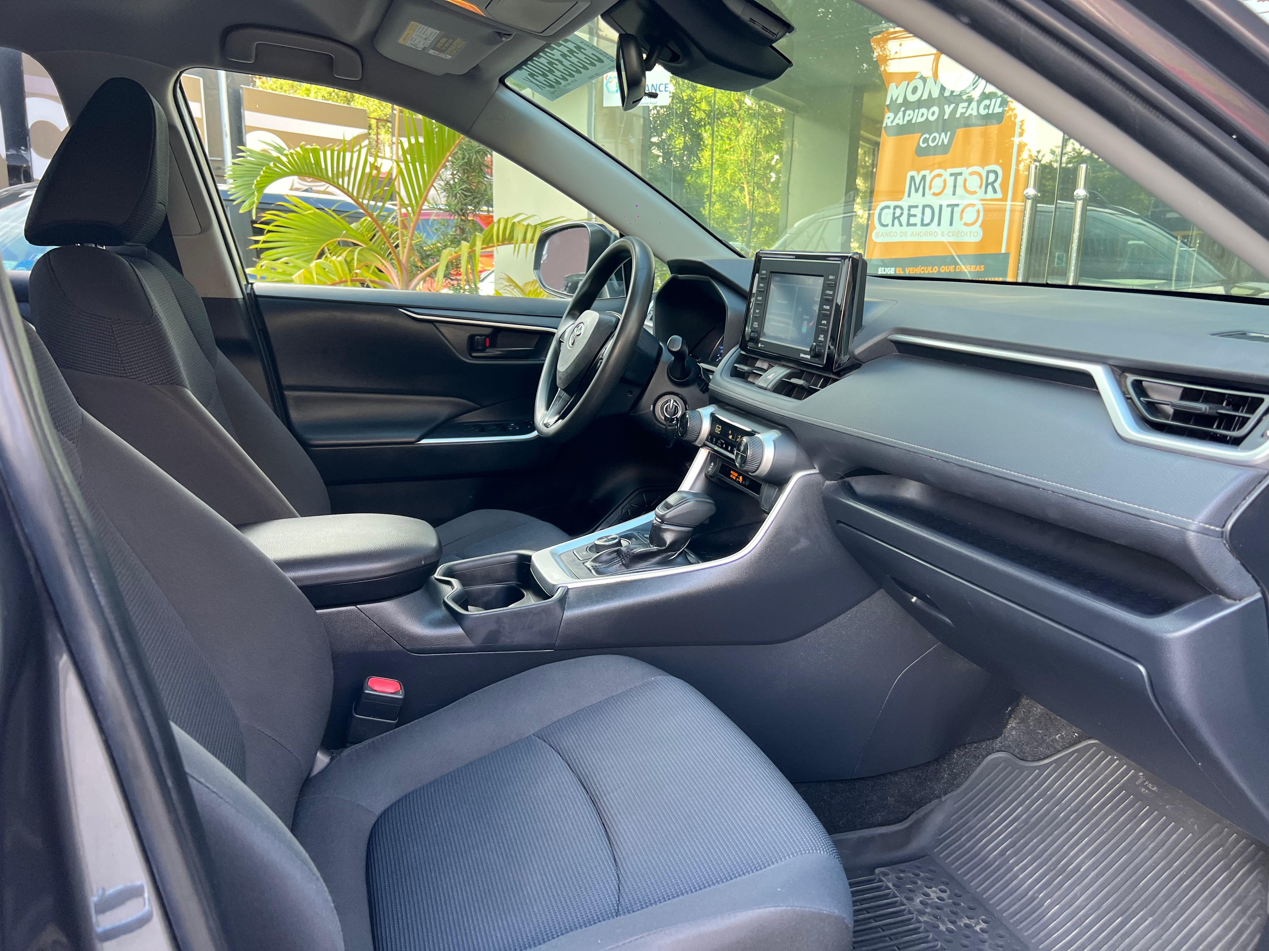TOYOTA RAV4 LE HIBRIDO 2020 en Santo Domingo DN Foto 7305548-9.jpg