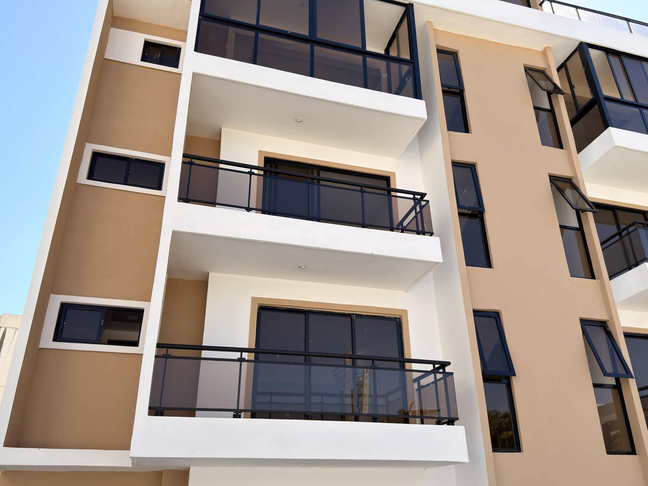 Residencial Emil – Apartamentos de 2 Habitaciones en Los Corales SDE Foto 7305644-6.jpg