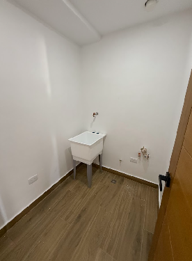 Venta de apartamento de 2 habitaciones en torre familiar Foto 7305649-11.jpg