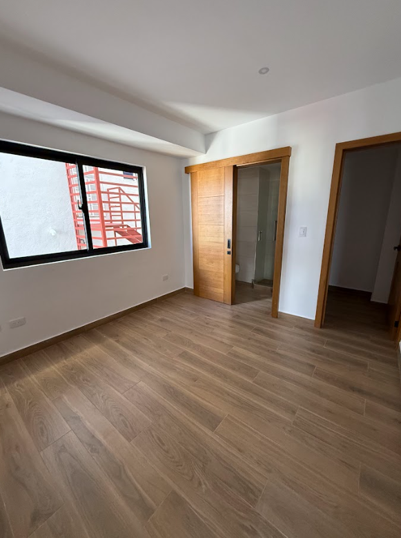 Venta de apartamento de 2 habitaciones en torre familiar Foto 7305649-14.jpg