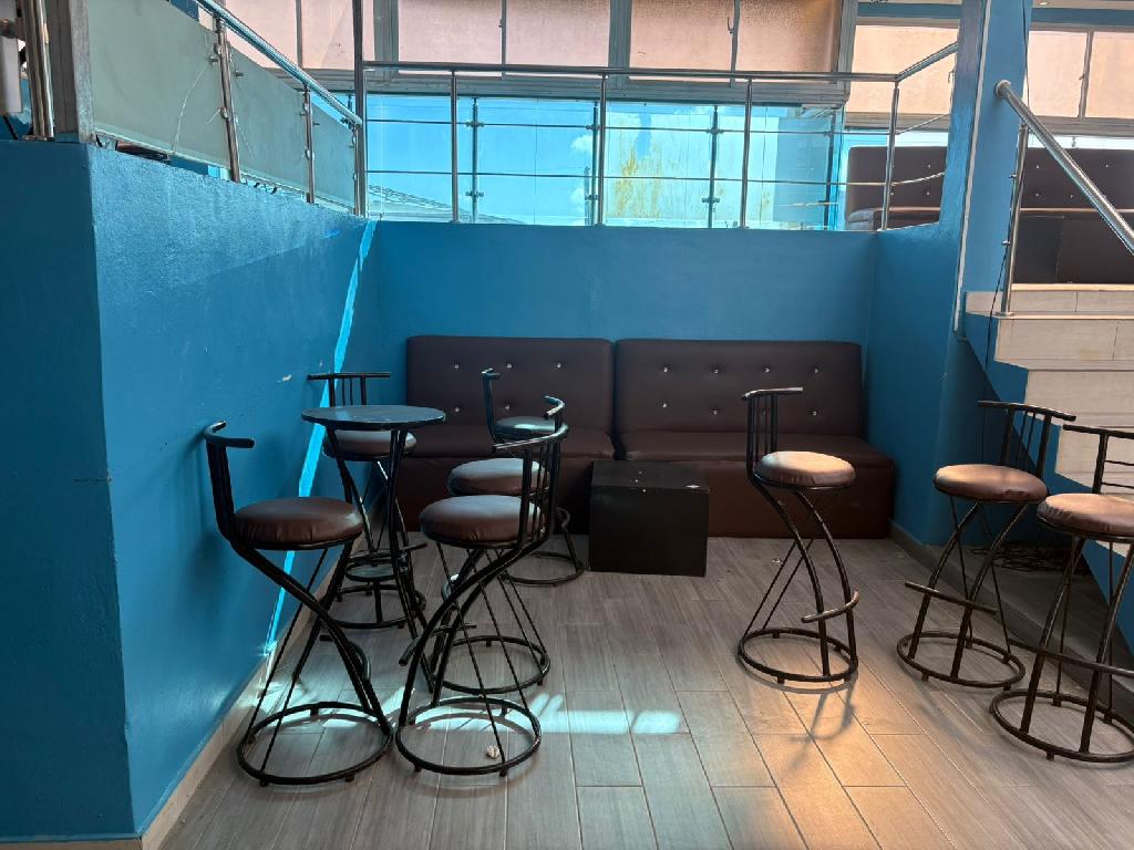Se Arrienda Un Negocio De Bebidas Es Una Terraza En Un 3 Tercer Nivel  Foto 7305658-6.jpg