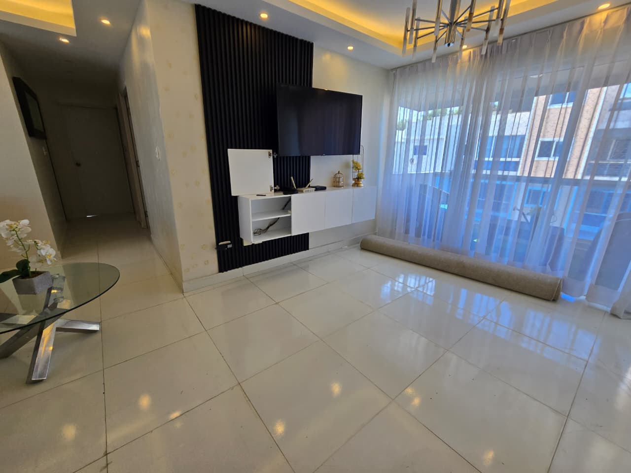 Apartamento con Terraza en Villas Naco Km 13 Autopista Duarte Foto 7305768-5.jpg