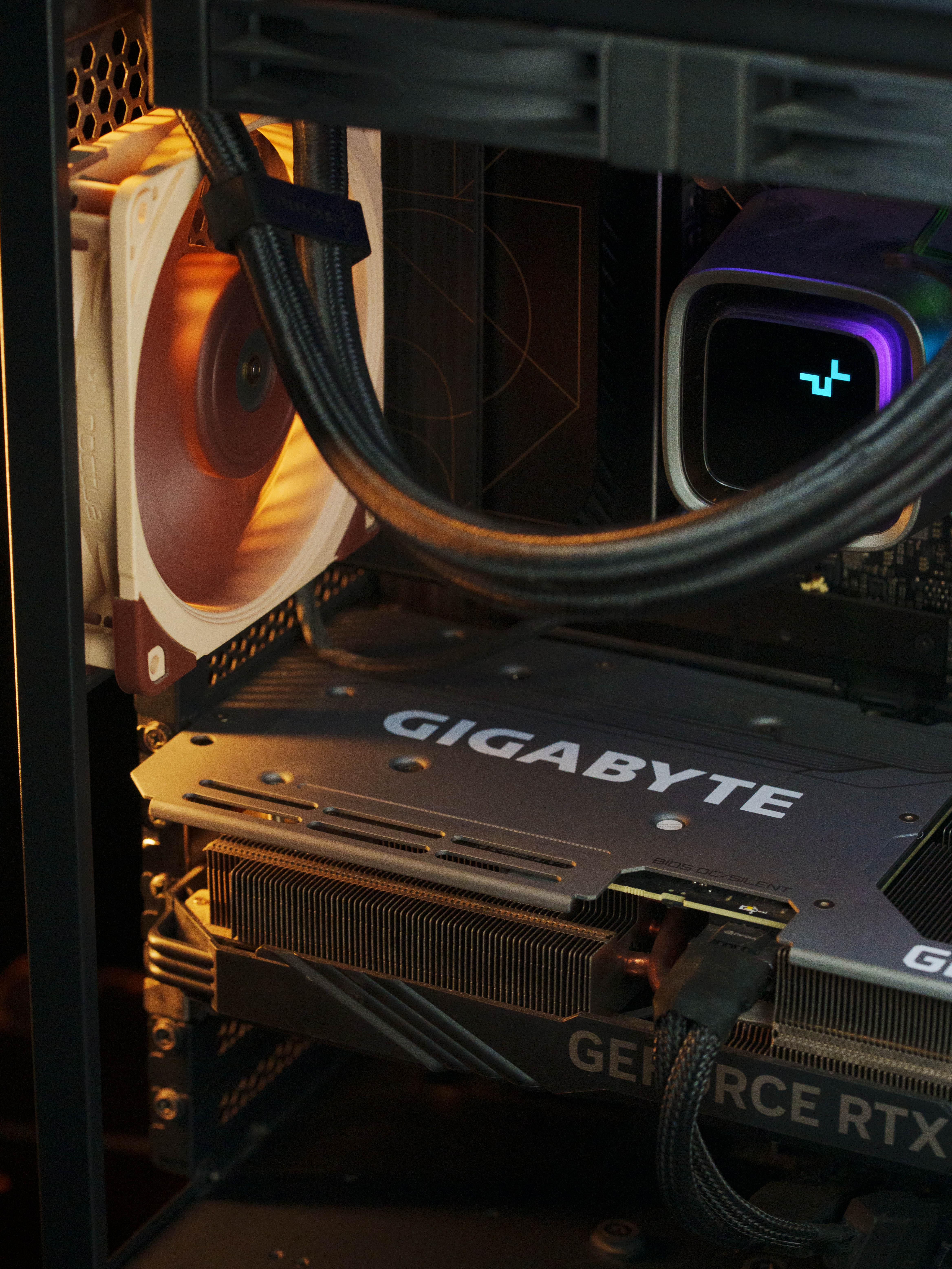 PC Alta Gama i9 13900K  RTX 4070 Ti Ideal edición 4K – Full Tower – Wi Foto 7305854-3.jpg