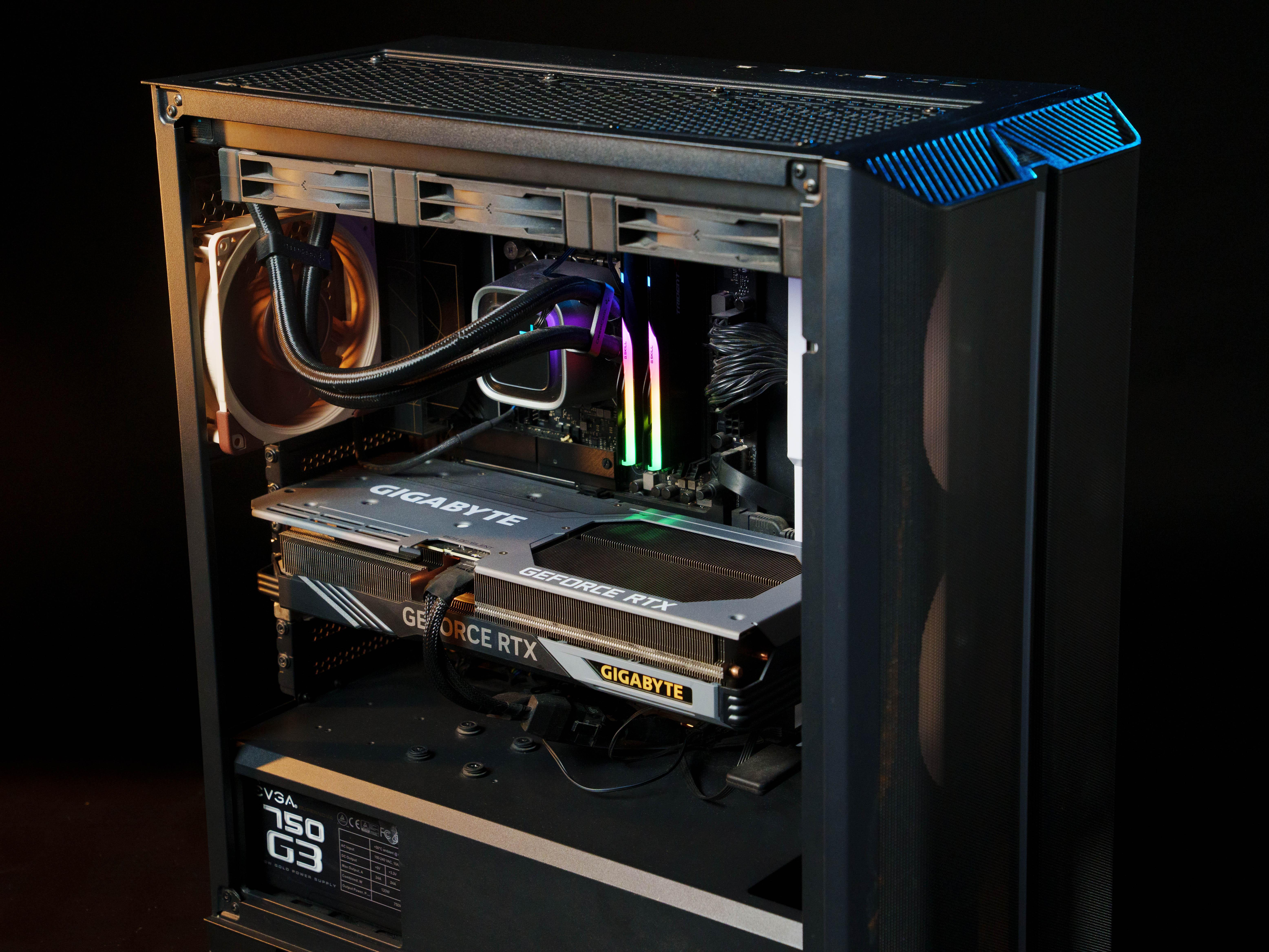 PC Alta Gama i9 13900K  RTX 4070 Ti Ideal edición 4K – Full Tower – Wi Foto 7305854-4.jpg