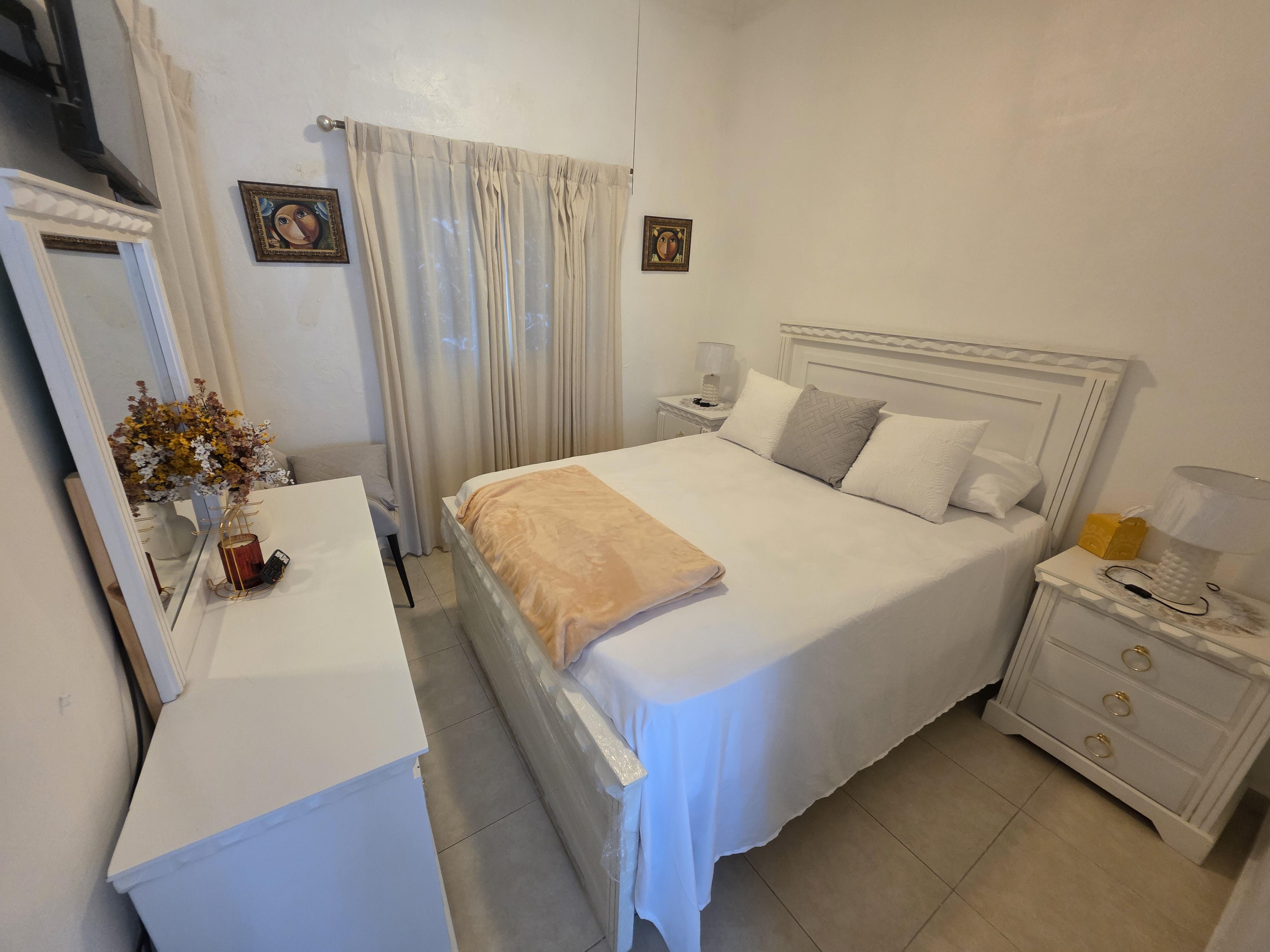 Vendo apto en la zona Colonial próximo al Malecón  Foto 7305855-7.jpg