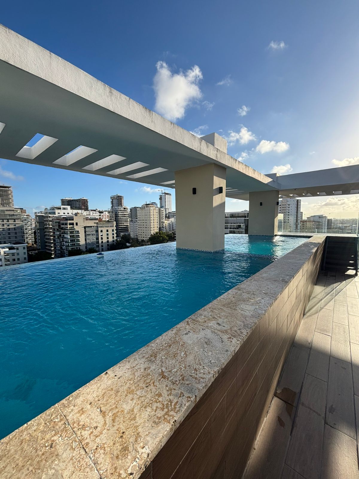 Apartamento amueblado en renta en Ensanche Paraíso Santo Domingo Foto 7305988-1.jpg
