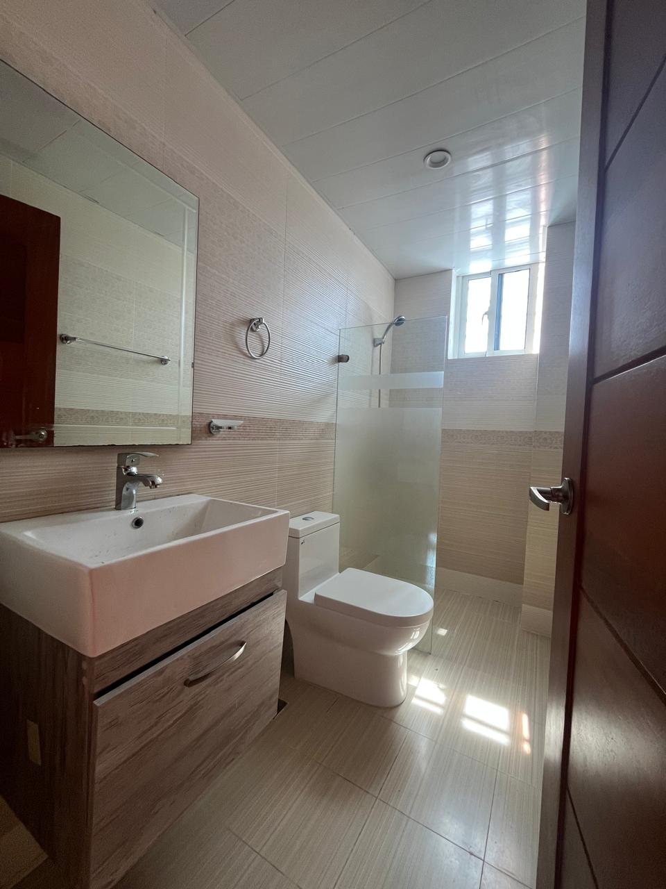 VIVE EN EL CORAZÓN DE SANTO DOMINGO Apartamento de 3 Habitaciones en G Foto 7306159-10.jpg