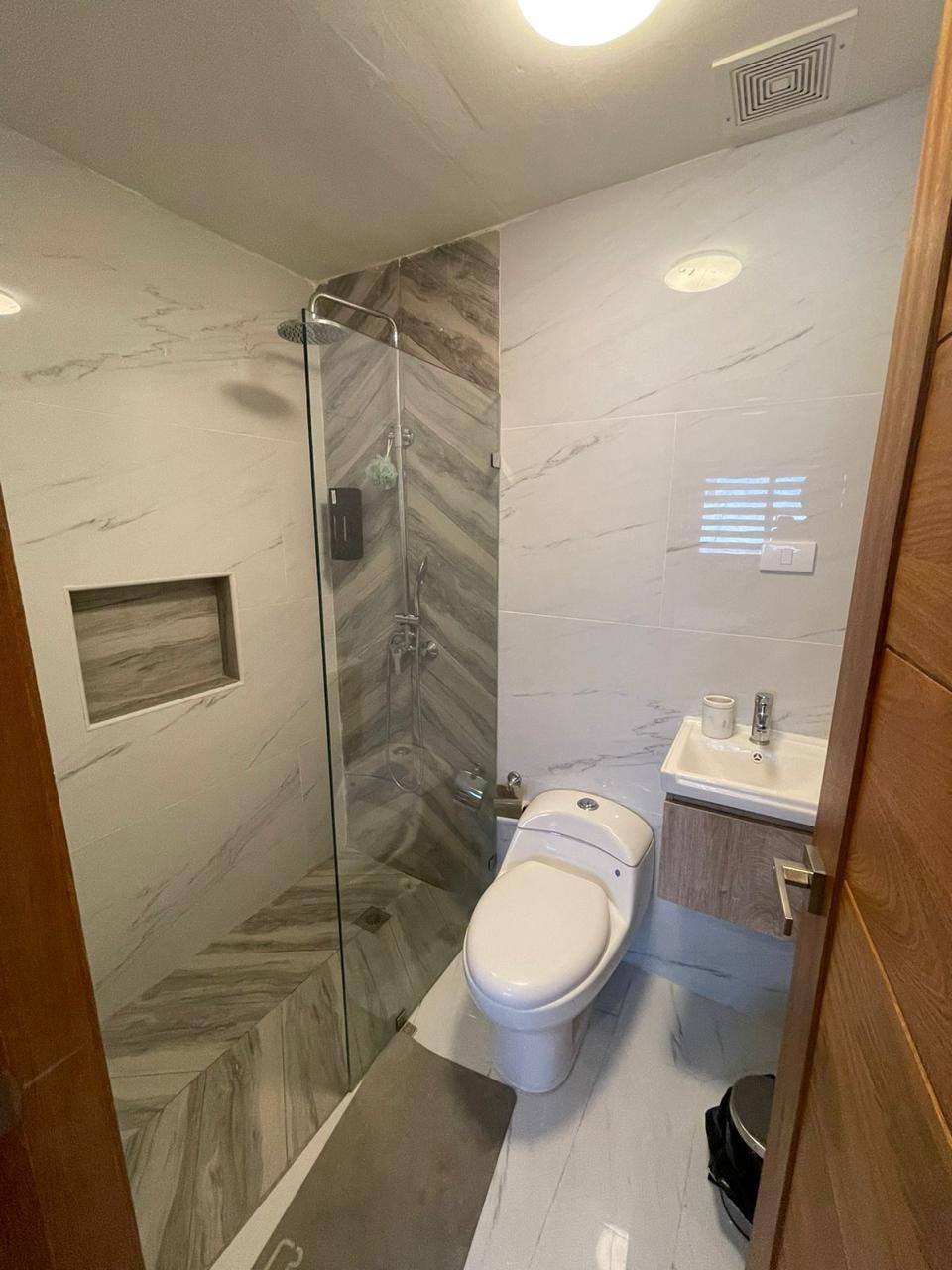 Apartamento Amueblado en Alquiler – Serrallés Santo Domingo  Foto 7306167-4.jpg