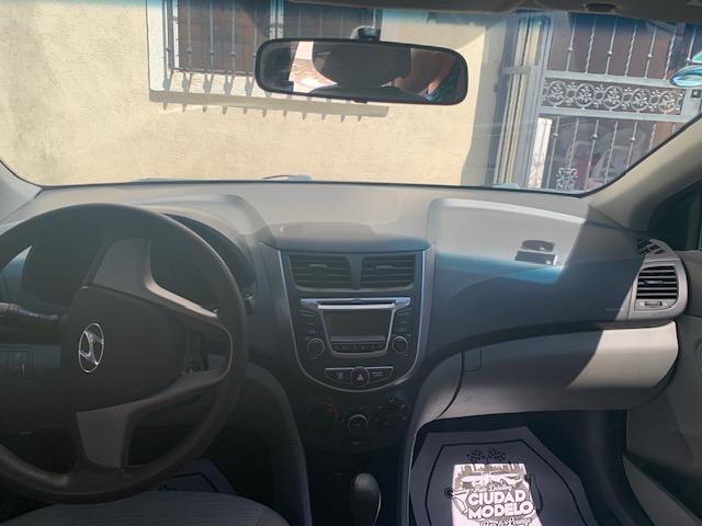 VENDO Hyundai Accent 2017 Foto 7306280-9.jpg