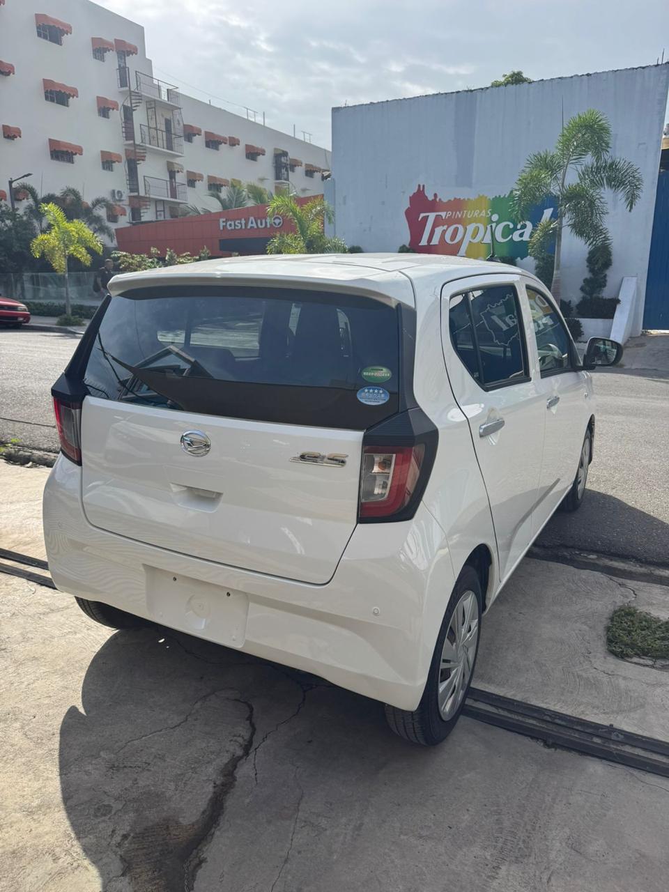 SE VENDE DAIHATSU MIRA 2021 – JAPONÉS Foto 7306300-5.jpg