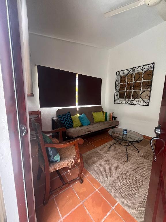 V01-AA-1582 ALQUILO APARTAMENTO AMUEBLADO EN GAZCUE  Foto 7306349-5.jpg