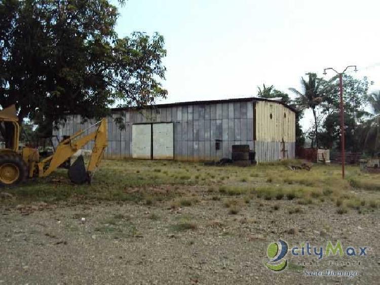 TERRENO COMERCIAL UBICADO EN LA AUTOPISTA DUARTE SANTO DOMINGO Foto 7306362-2.jpg