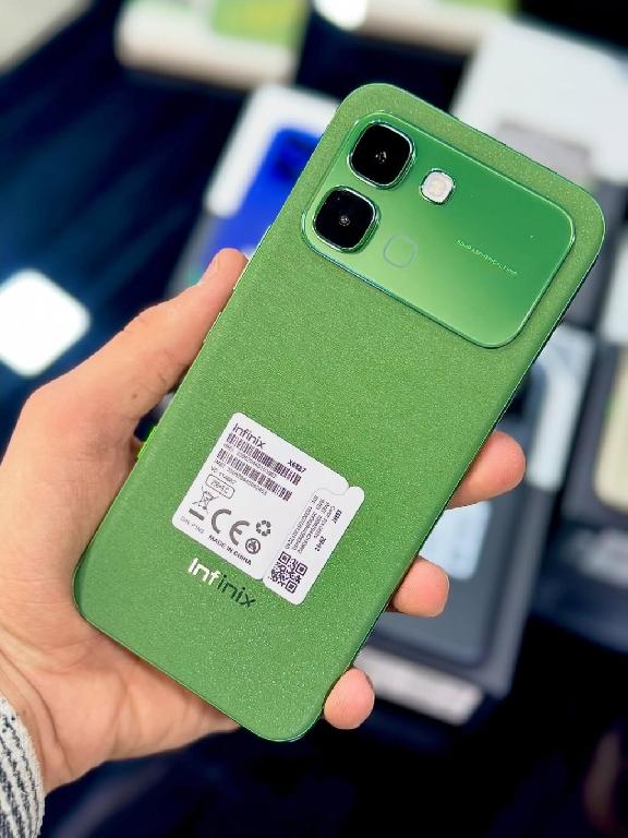 Infinix Note Edge 5G 2026  Foto 7306382-1.jpg