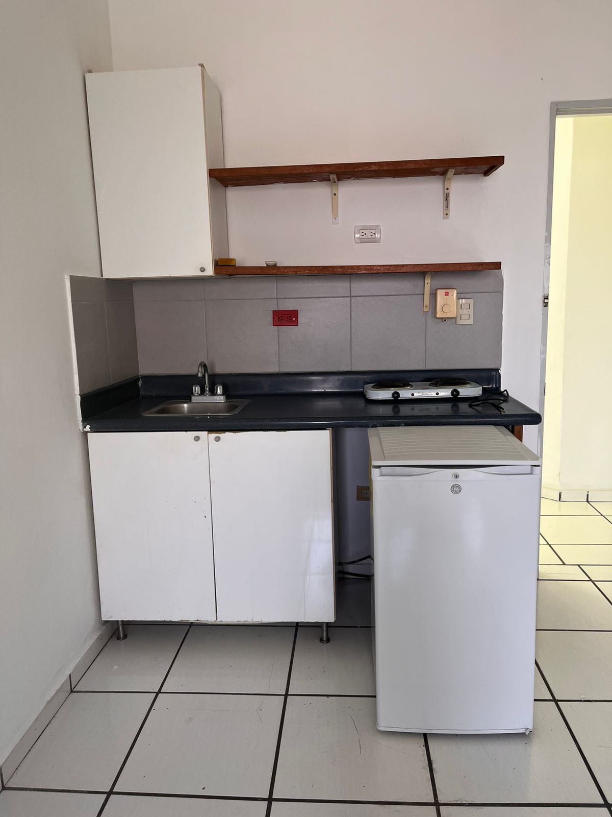 V01-AA-1583 ALQUILO APARTAMENTO ESTUDIO EN GAZCUE  Foto 7306423-5.jpg