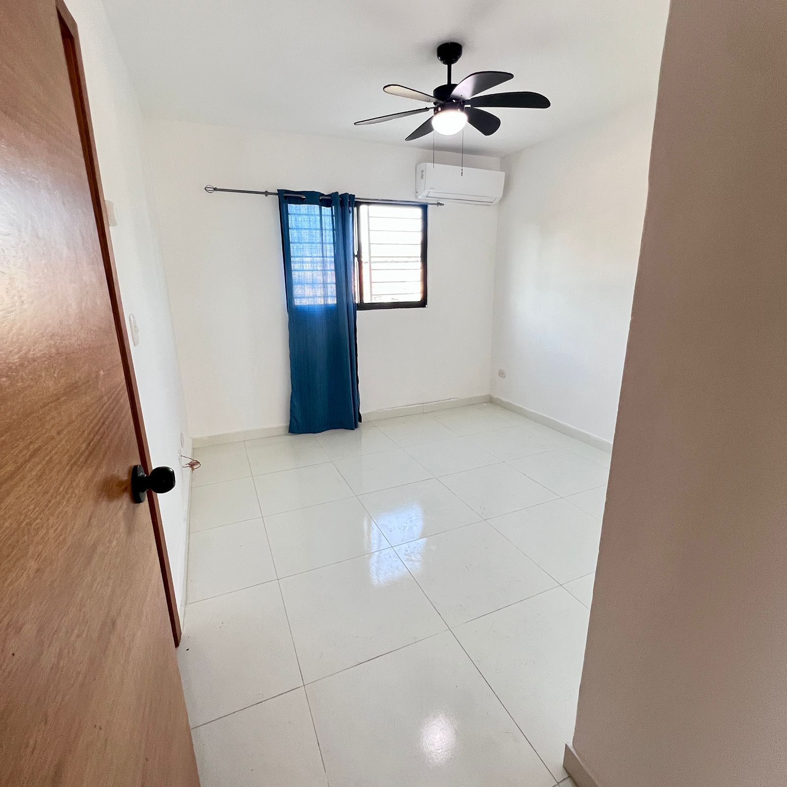 Apartamento en la Jacobo Majluta  residencial Arboleda   Foto 7306424-6.jpg