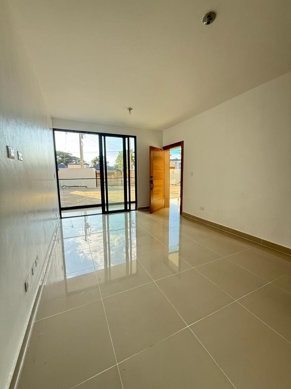  VENTA DE APARTAMENTO – PRÓXIMO A UTESA CIRCUNVALACIÓN SUR ???? Foto 7306492-5.jpg
