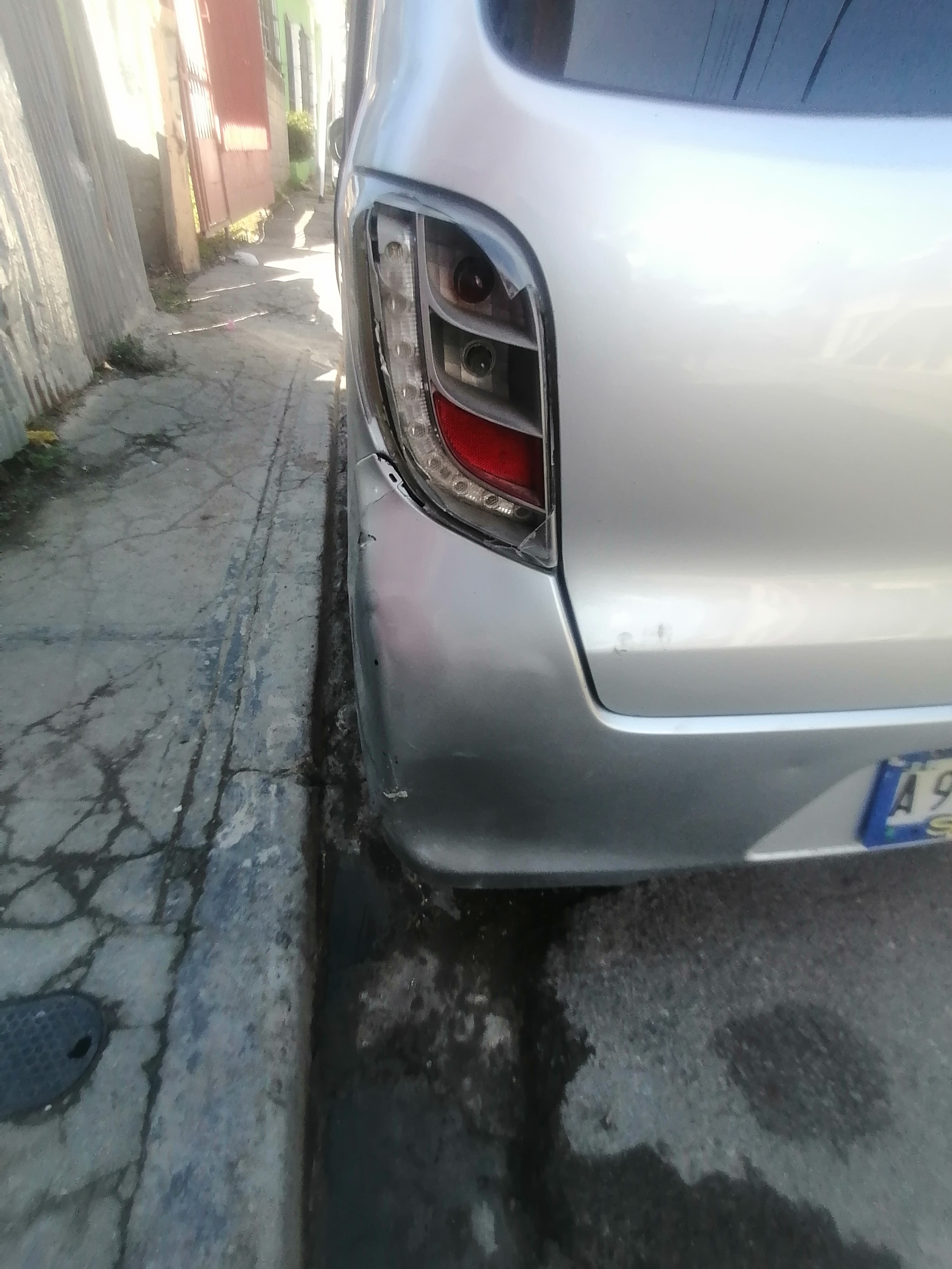 Mica para daihatsu mira 2013/17 le cambiamos El Cristal roto Foto 7306499-2.jpg