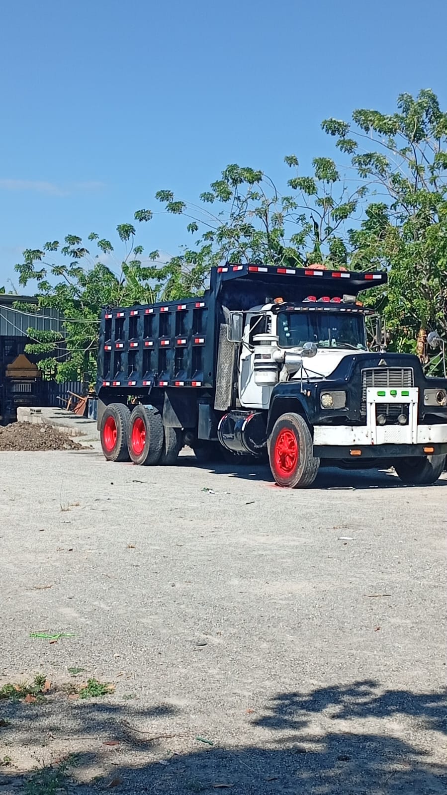 Camion Mack R600 1990 listo para trabajar. Foto 7306502-7.jpg