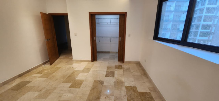 LUXURY APARTMENT FOR SALE – ENSANCHE NACO SANTO DOMINGO Foto 7306617-4.jpg