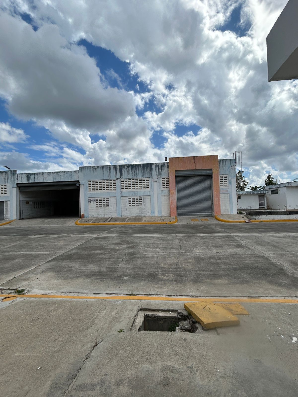 Naves industrial en Alquiler Marginal de las Americas  Foto 7306637-5.jpg