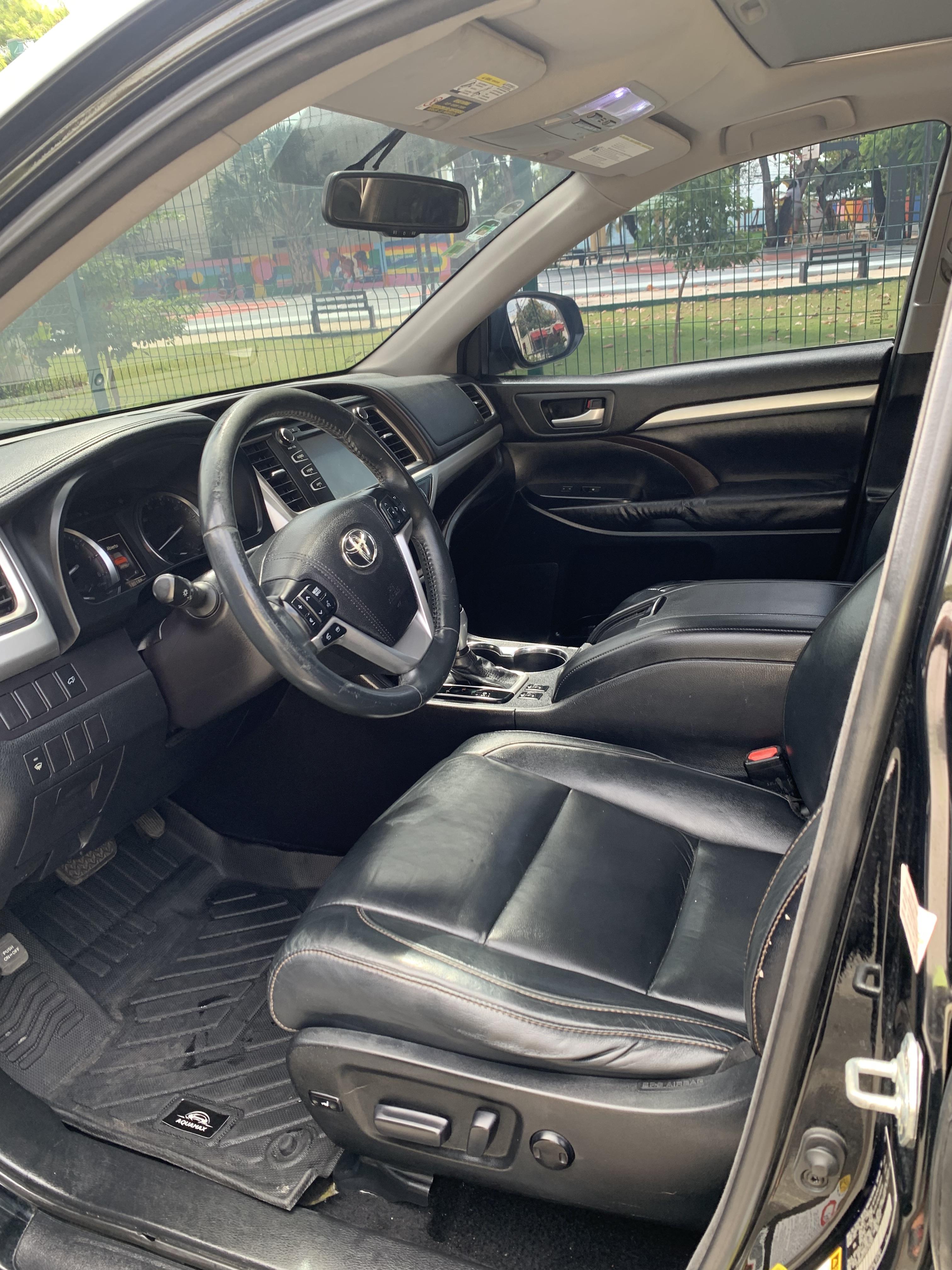 VENDO TOYOTA HIGHLANDER 2016 Foto 7306693-9.jpg