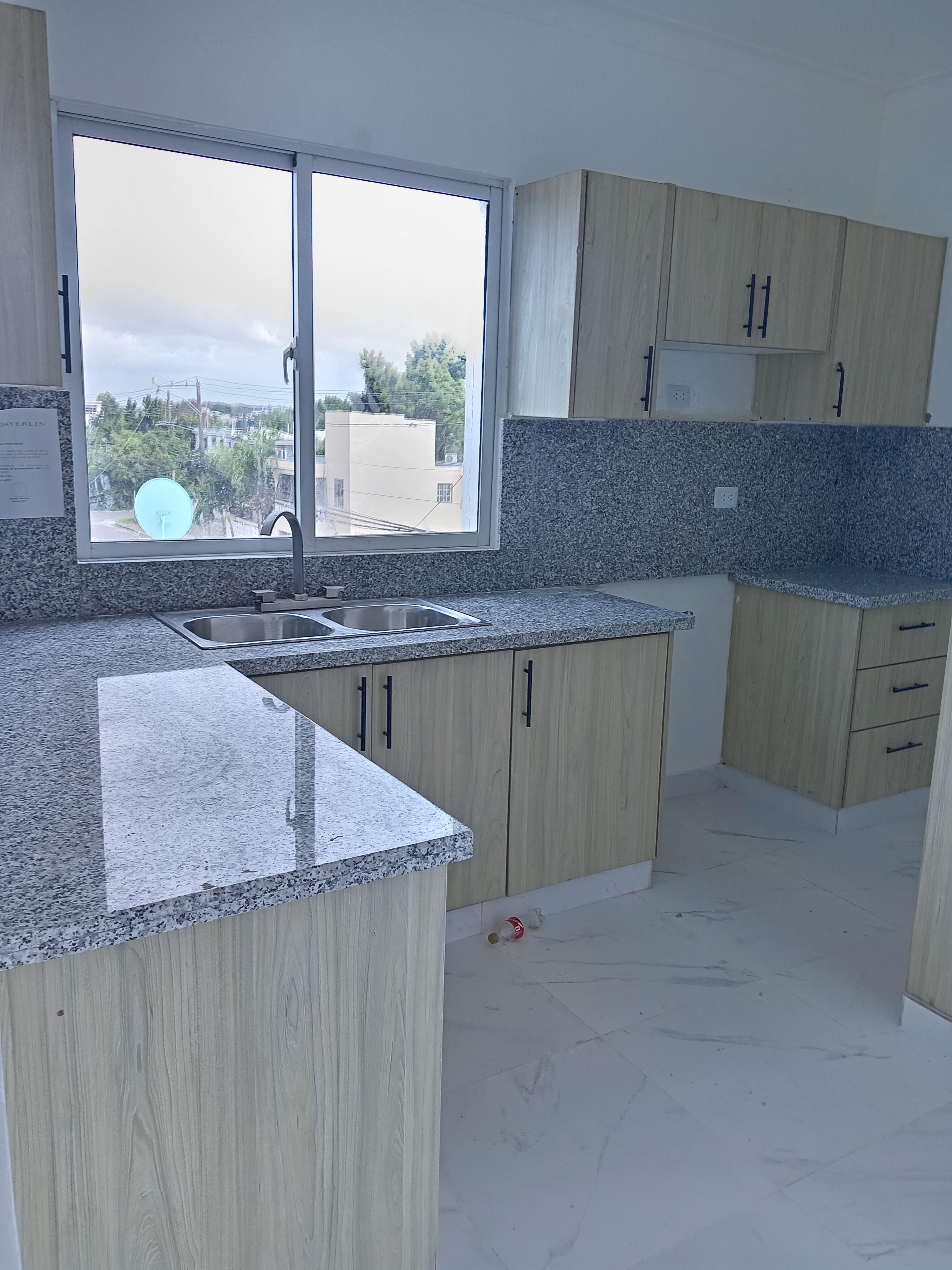  Alquiler De Apartamentos Nuevos En Residencial Rosangder 3 Foto 7306702-4.jpg