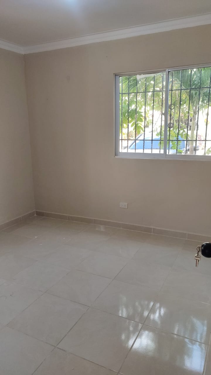 APARTAMENTO EN ALQUILER – SAN ISIDRO LABRADOR 3Hab  2Parqueos RD23000  Foto 7306703-9.jpg