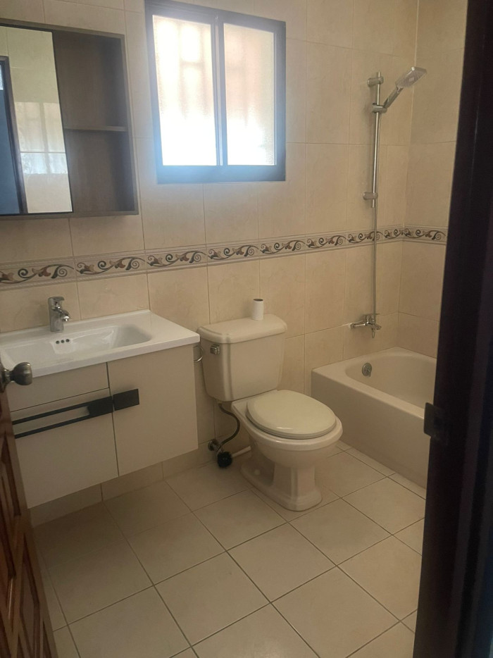 Casa en Alquiler – Ideal para Oficina o Negocio  Las Praderas Santo Do Foto 7306734-4.jpg