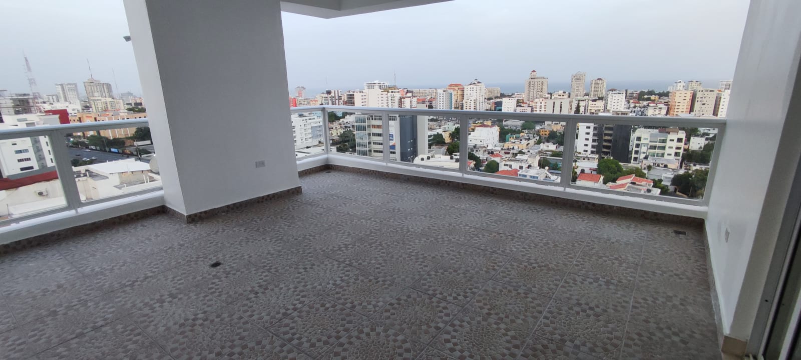 Exclusivo Penthouse en Venta – Evaristo Morales Santo Domingo Distrito Foto 7306743-3.jpg