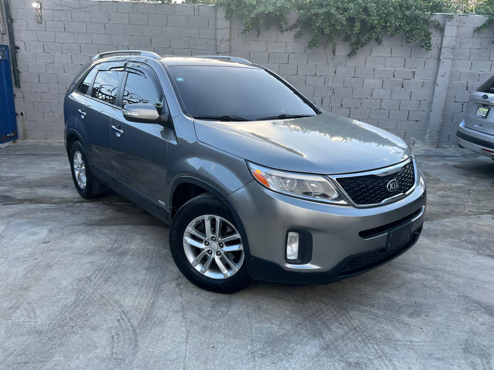 KIA SORENTO GRIS 2015 Foto 7306759-3.jpg