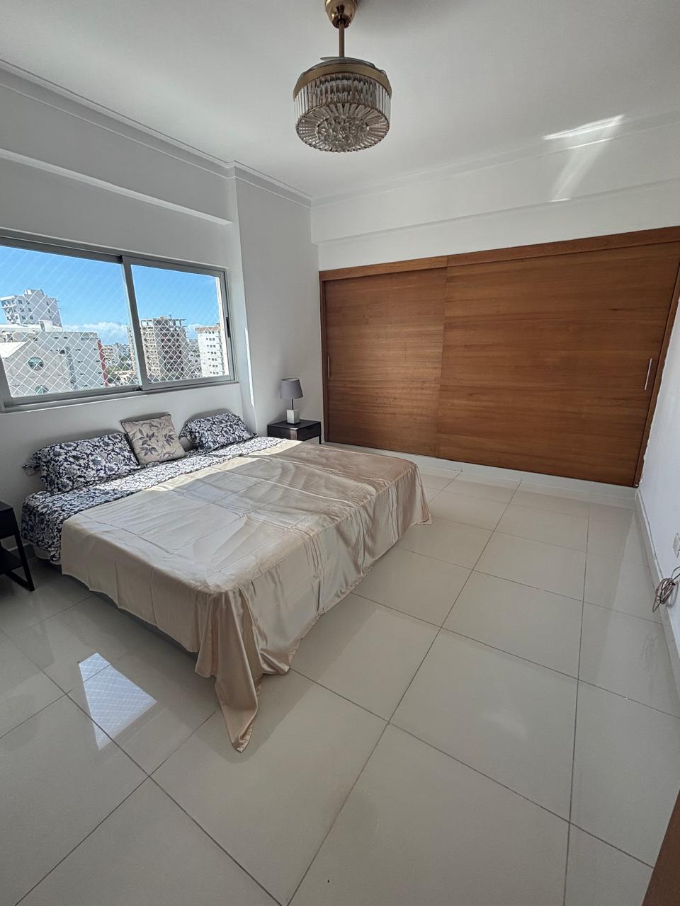 Apartamento en Renta en Bella Vista Santo Domingo Foto 7306820-10.jpg