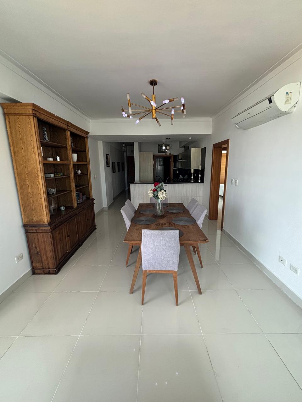 Apartamento en Renta en Bella Vista Santo Domingo Foto 7306820-12.jpg